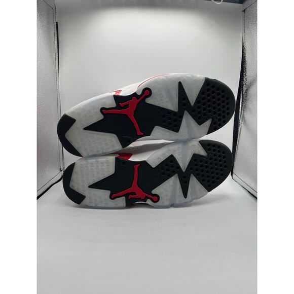 Air Jordan 6 Retro “Red Oreo” size 8 men’s